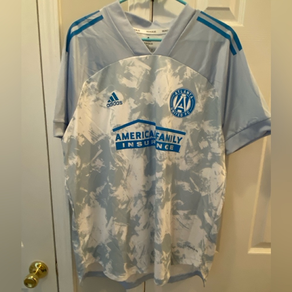 Atlanta United Jersey, men’s XL, new without tags